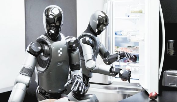 人形機(jī)器人加速“進(jìn)化”，專家：距離像人一樣思考和行動(dòng)還很遠(yuǎn)